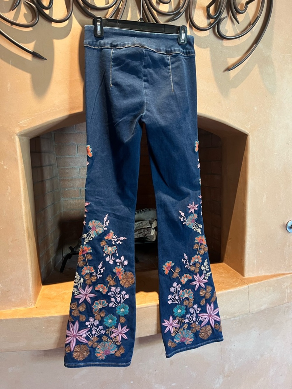 Driftwood Embroidered Floral Dark Blue Flare Pants size small - Picture 4 of 6